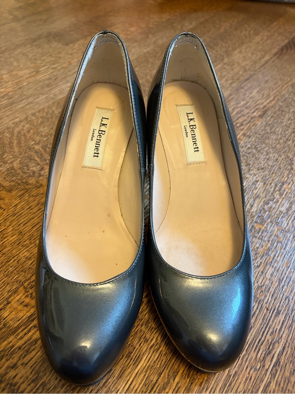 LK Bennett Dark Gray Glossy Patent Leather Round-Toe Heels